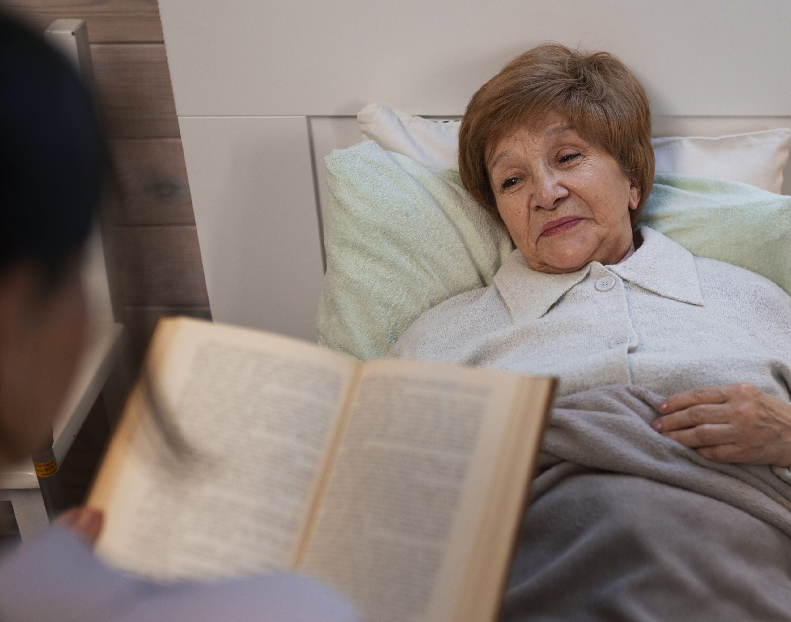 Sitting service, carers break, dementia, reading books. Companionship and Social Wellbeing
